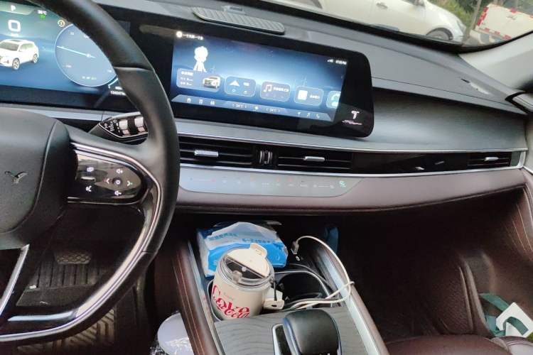 Used Chery Tiggo 8 PRO New Energy 2023 Champion Edition 1.5T 100km King's Version Audio And AC Panel