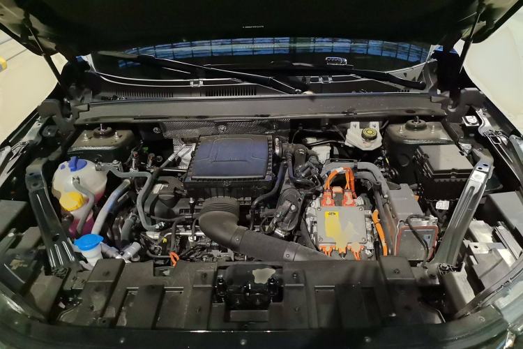 Used Chery Tiggo 8 PRO New Energy 2023 Champion Edition 1.5T 100km King's Version Engine Bay