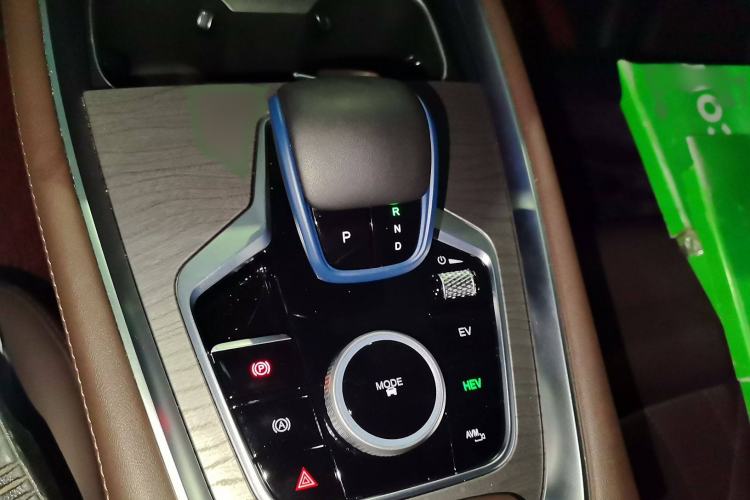 Used Chery Tiggo 8 PRO New Energy 2023 Champion Edition 1.5T 100km King's Version Gear Lever