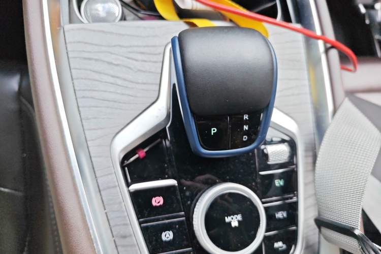 Used Chery Tiggo 8 PRO New Energy 2023 Champion Edition 1.5T 100km King's Version Gear Lever