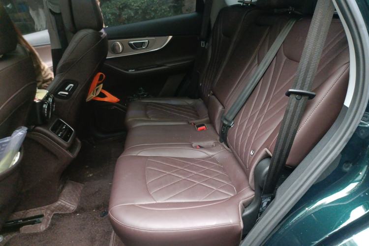 Used Chery Tiggo 8 PRO New Energy 2023 Champion Edition 1.5T 100km King's Version Interior 4