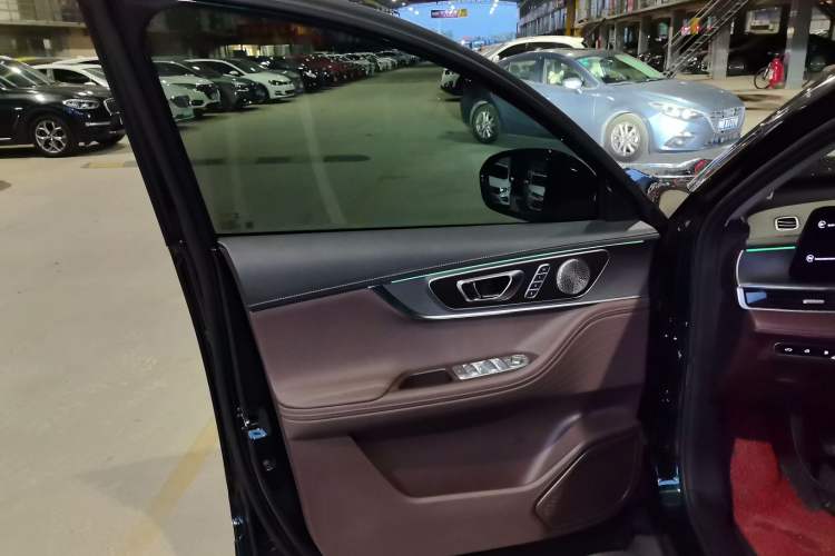 Used Chery Tiggo 8 PRO New Energy 2023 Champion Edition 1.5T 100km King's Version Left Front Door Interior