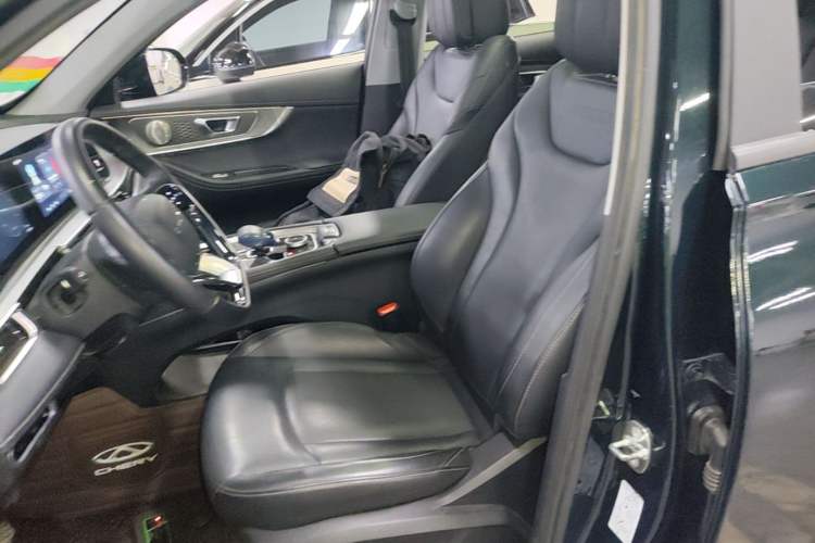 Used Chery Tiggo 8 PRO New Energy 2023 Champion Edition 1.5T 100km Glory Version Left Front Seat
