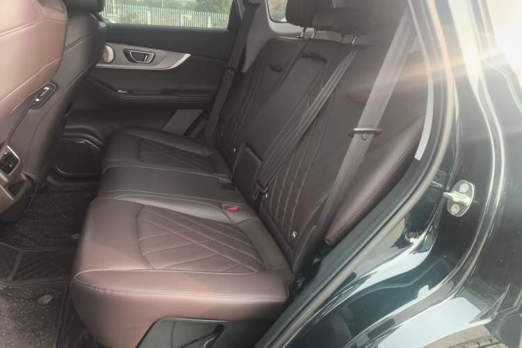 Used Chery Tiggo 8 PRO New Energy 2023 Champion Edition 1.5T 100km King's Version Left Rear Seat