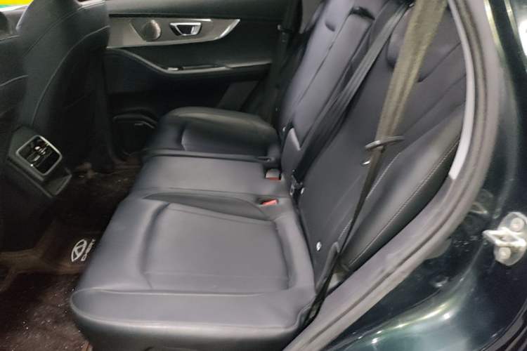 Used Chery Tiggo 8 PRO New Energy 2023 Champion Edition 1.5T 100km Glory Version Left Rear Seat