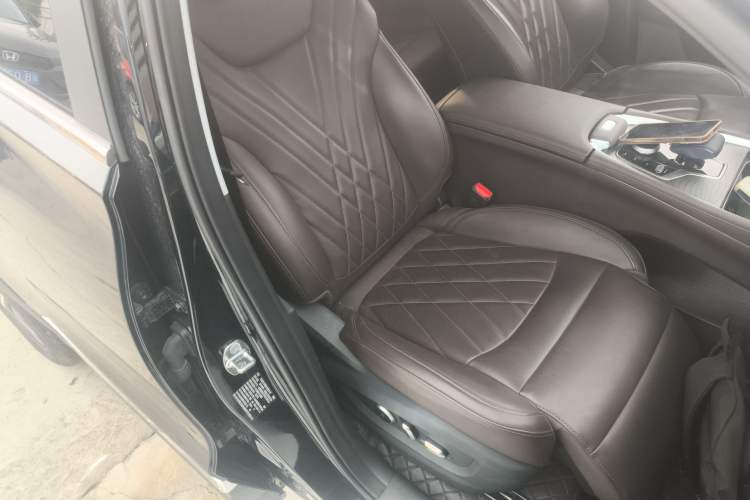Used Chery Tiggo 8 PRO New Energy 2023 Champion Edition 1.5T 100km King's Version Right Front Seat