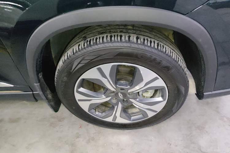 Used Chery Tiggo 8 PRO New Energy 2023 Champion Edition 1.5T 100km Glory Version Right Front Wheel Hub
