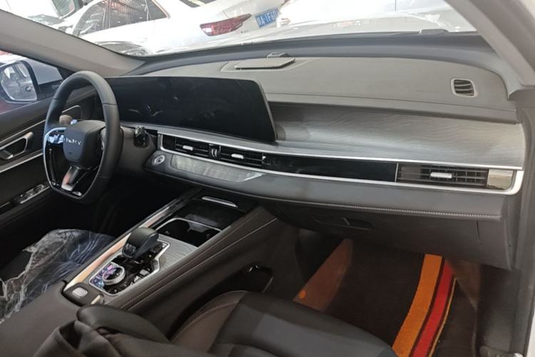 Used Chery Tiggo 8 PRO New Energy 2023 Champion Edition 1.5T 100km Glory Version Center Console