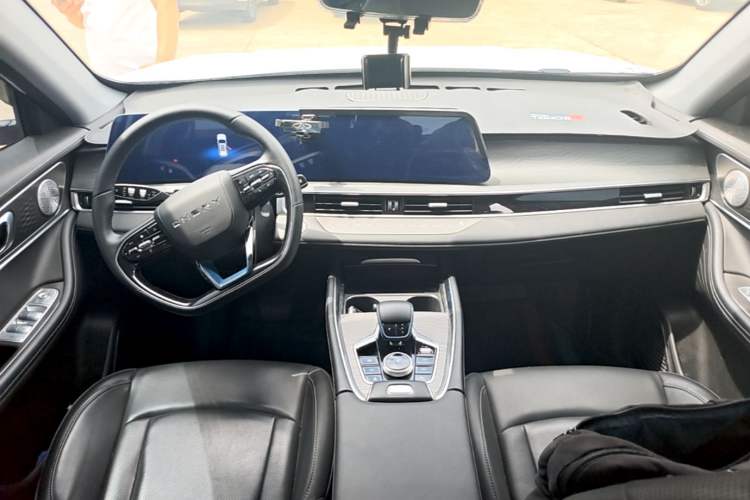 Used Chery Tiggo 8 PRO New Energy 2023 1.5T Enjoyment Edition Center Console