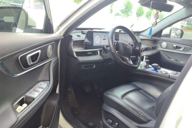 Used Chery Tiggo 8 PRO New Energy 2023 Champion Edition 1.5T 100km Glory Version Driver Seat