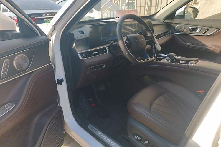 Used Chery Tiggo 8 PRO New Energy 2023 1.5T Enjoyment Edition Interior 3
