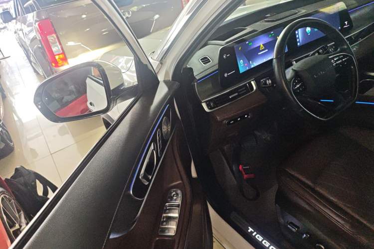 Used Chery Tiggo 8 PRO New Energy 2023 1.5T Enjoyment Edition Interior 3