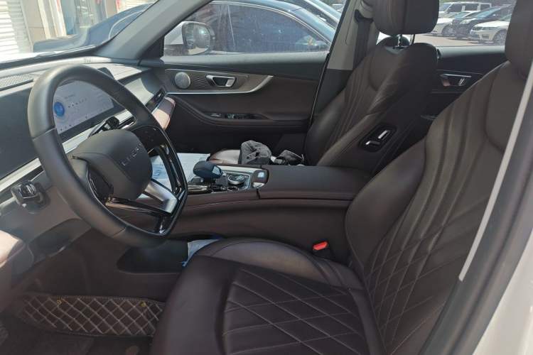 Used Chery Tiggo 8 PRO New Energy 2023 Champion Edition 1.5T 100km King's Version Left Front Seat