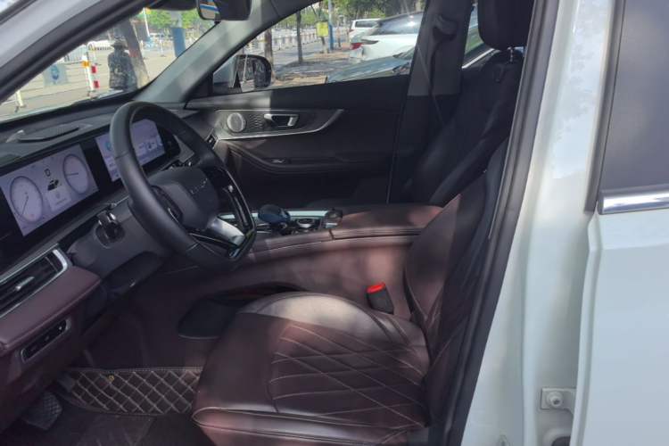Used Chery Tiggo 8 PRO New Energy 2023 Champion Edition 1.5T 100km King's Version Left Front Seat