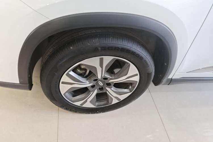 Used Chery Tiggo 8 PRO New Energy 2023 Champion Edition 1.5T 100km Glory Version Left Front Wheel Hub