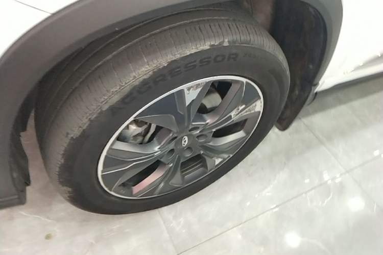 Used Chery Tiggo 8 PRO New Energy 2023 Champion Edition 1.5T 100km King's Version Left Front Wheel Hub