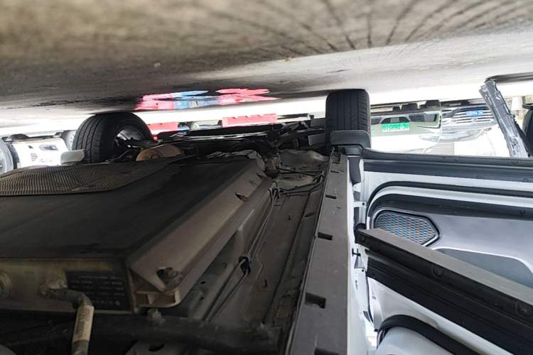 Used Chery Tiggo 8 PRO New Energy 2023 1.5T Enjoyment Edition Left Side Sill