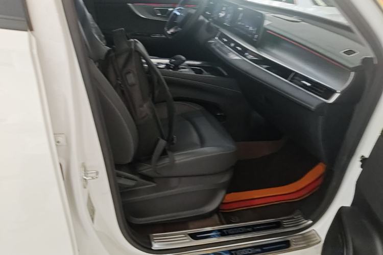Used Chery Tiggo 8 PRO New Energy 2023 Champion Edition 1.5T 100km Glory Version Right Front Seat