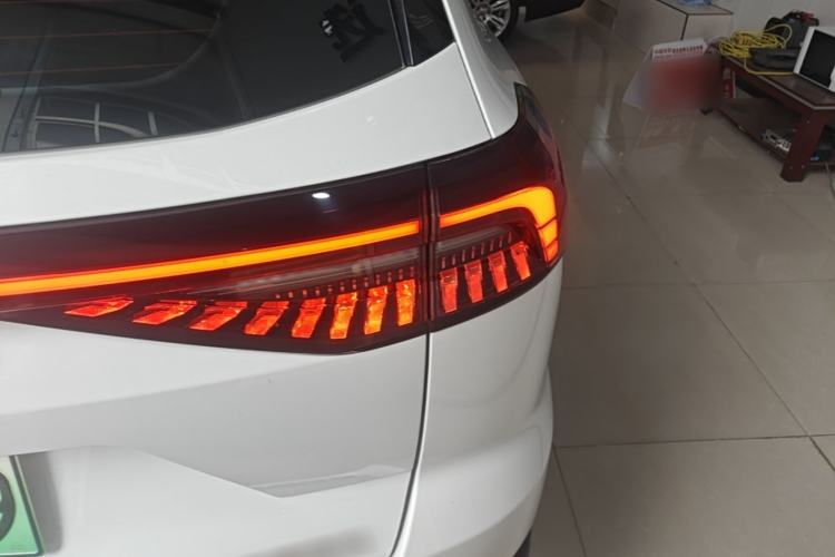 Used Chery Tiggo 8 PRO New Energy 2023 Champion Edition 1.5T 100km Glory Version Right Rear Taillight