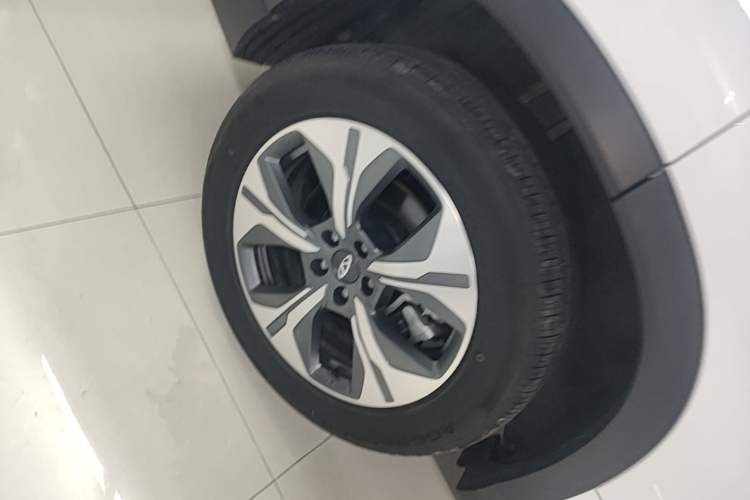 Used Chery Tiggo 8 PRO New Energy 2023 Champion Edition 1.5T 100km Glory Version Right Rear Wheel Hub