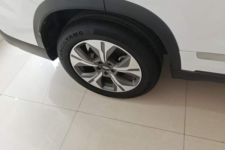 Used Chery Tiggo 8 PRO New Energy 2023 Champion Edition 1.5T 100km Glory Version Right Rear Wheel Hub