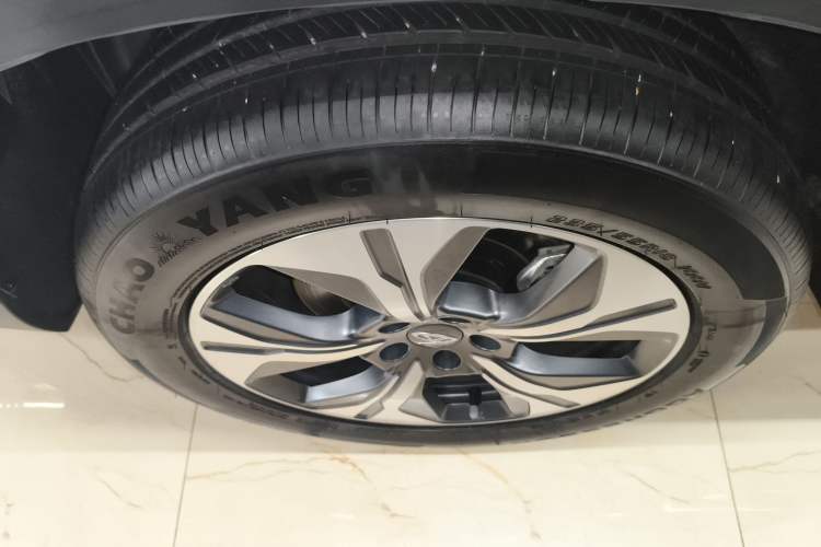 Used Chery Tiggo 8 PRO New Energy 2023 Champion Edition 1.5T 100km Glory Version Right Rear Wheel Hub
