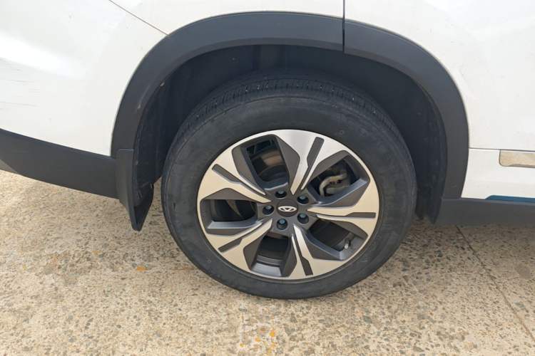 Used Chery Tiggo 8 PRO New Energy 2023 1.5T Enjoyment Edition Right Rear Wheel Hub