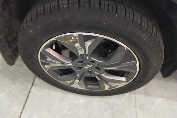 Used Chery Tiggo 8 PRO New Energy 2023 Champion Edition 1.5T 100km King's Version Right Rear Wheel Hub