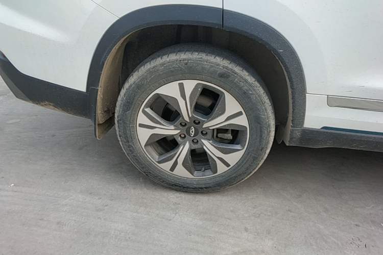 Used Chery Tiggo 8 PRO New Energy 2023 1.5T Enjoyment Edition Right Rear Wheel Hub