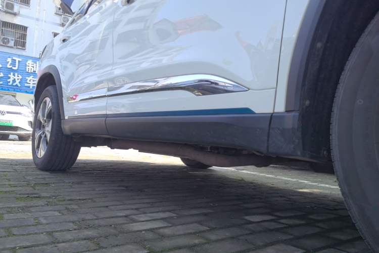 Used Chery Tiggo 8 PRO New Energy 2023 Champion Edition 1.5T 100km King's Version Right Side Sill