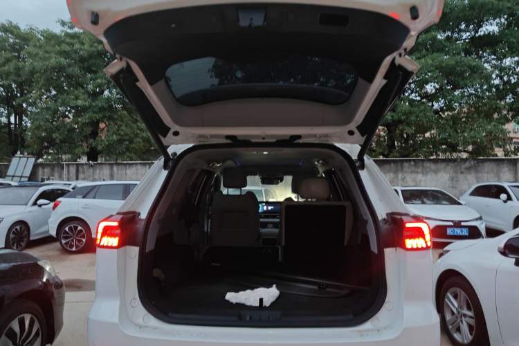 Used Chery Tiggo 8 PRO New Energy 2023 1.5T Enjoyment Edition Trunk