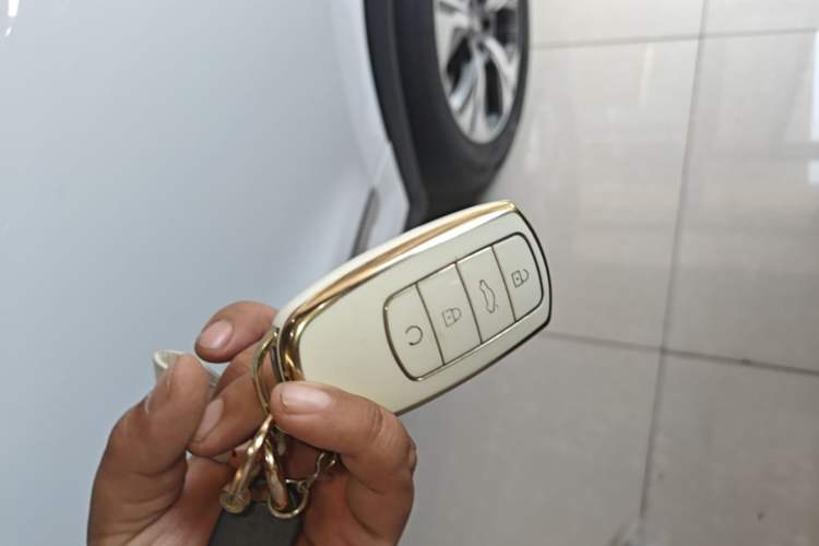 Used Chery Tiggo 8 PRO New Energy 2023 Champion Edition 1.5T 100km Glory Version Vehicle Key