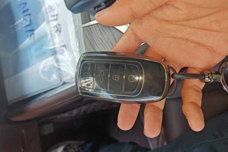 Used Chery Tiggo 8 PRO New Energy 2023 Champion Edition 1.5T 100km King's Version Vehicle Key
