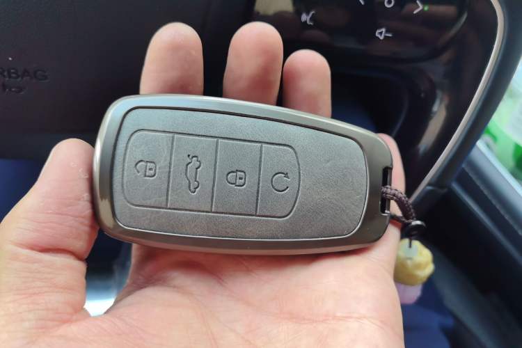 Used Chery Tiggo 8 PRO New Energy 2023 Champion Edition 1.5T 100km Glory Version Vehicle Key