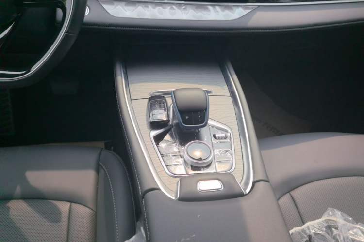 Used Chery Tiggo 8 PRO New Energy 2024 1.5T 100km XinChen Edition Gear Lever