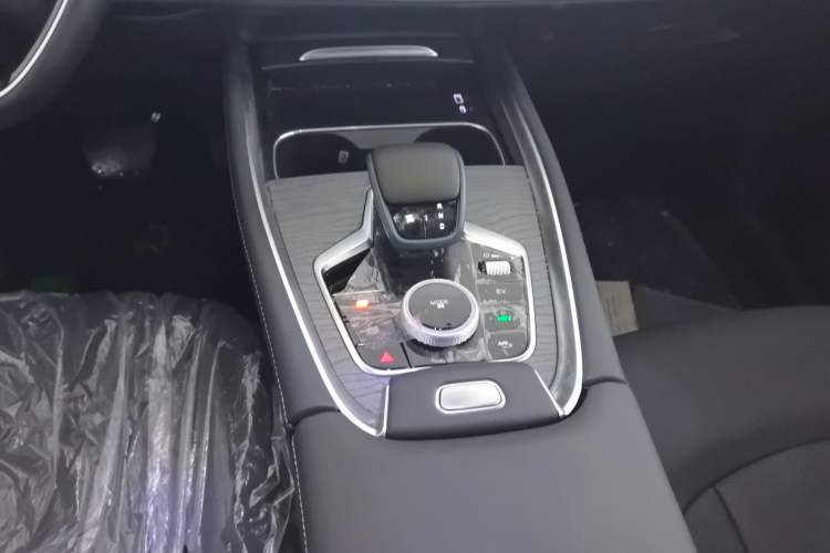 Used Chery Tiggo 8 PRO New Energy 2024 1.5T 100km XinChen Edition Gear Lever
