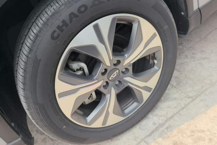 Used Chery Tiggo 8 PRO New Energy 2024 1.5T 100km XinChen Edition Left Front Wheel Hub