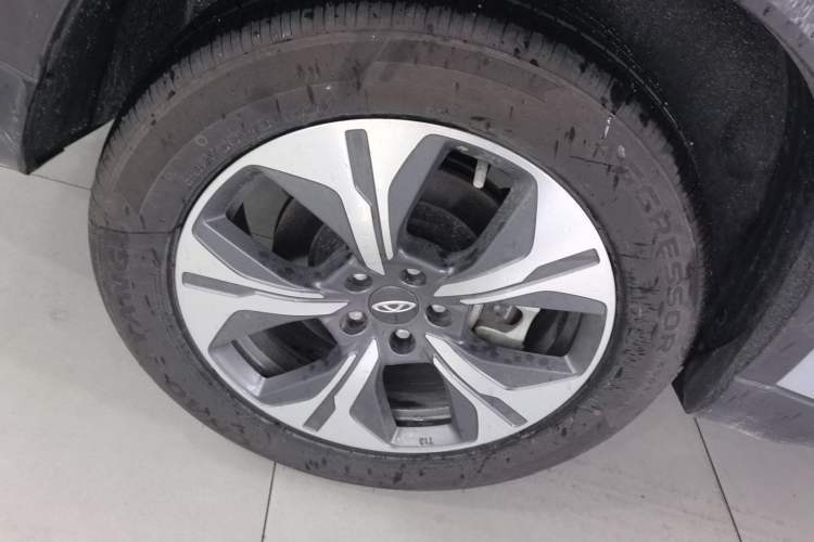 Used Chery Tiggo 8 PRO New Energy 2024 1.5T 100km XinChen Edition Right Rear Wheel Hub