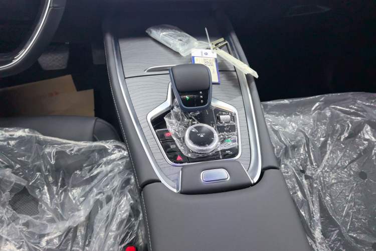 Used Chery Tiggo 8 PRO New Energy 2024 1.5T 100km XinChen Edition Gear Lever