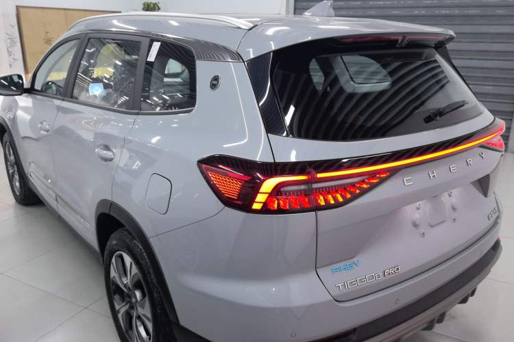 Used Chery Tiggo 8 PRO New Energy 2024 1.5T 100km XinChen Edition Rear Left 45 Deg
