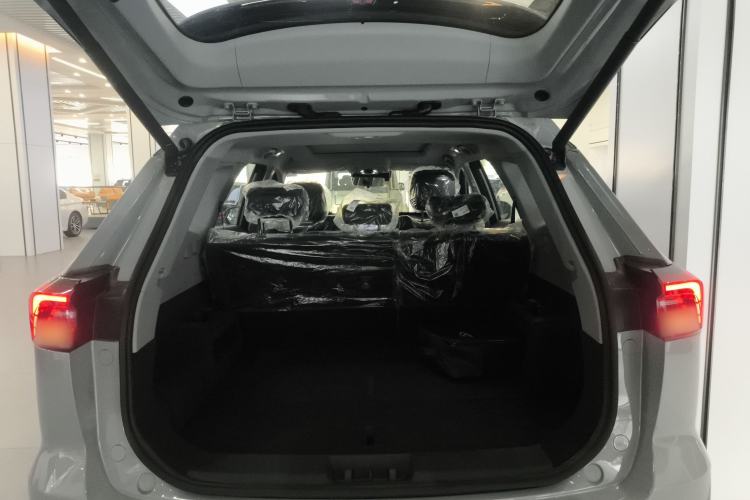 Used Chery Tiggo 8 PRO New Energy 2024 1.5T 100km XinChen Edition Trunk