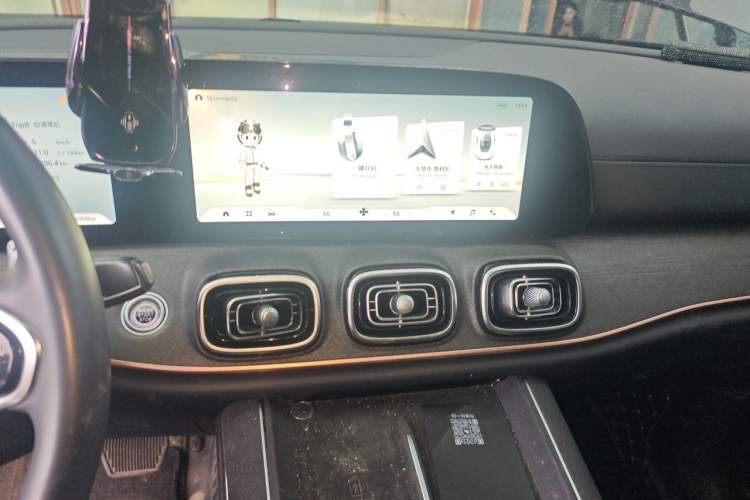 Used Chery Tiggo 9 2023 2.0T Dual-Clutch Two-Wheel Drive Luxury Edition 5 Seats Audio And AC Panel