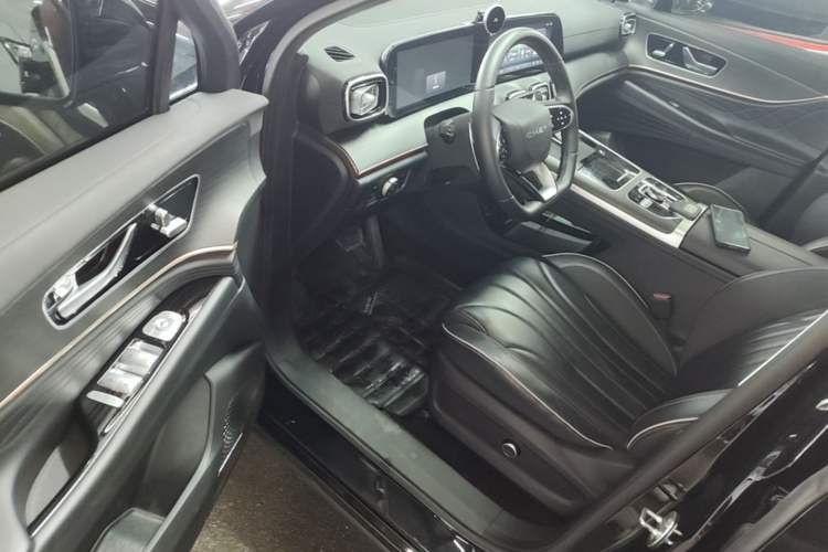 Used Chery Tiggo 9 2023 2.0T Dual-Clutch Two-Wheel Drive Luxury Edition 5 Seats Driver Seat