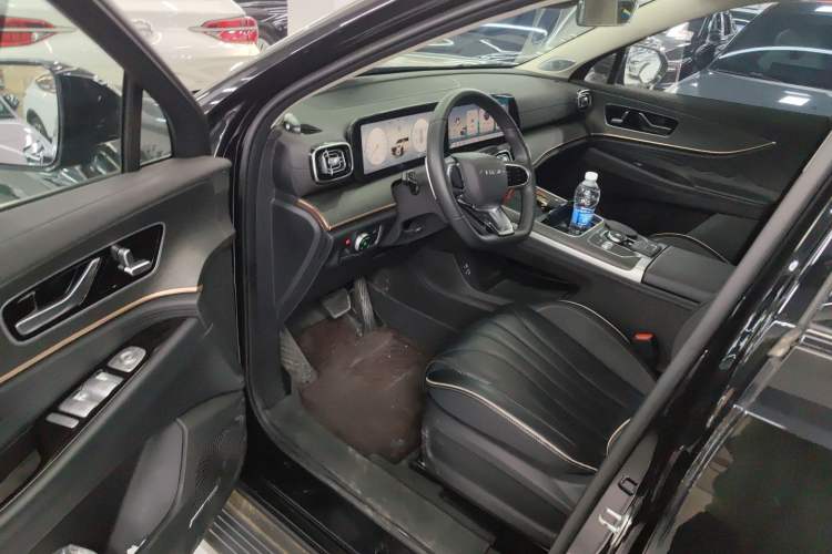 Used Chery Tiggo 9 2023 2.0T Dual-Clutch Two-Wheel Drive Leading Edition 5 Seats Driver Seat