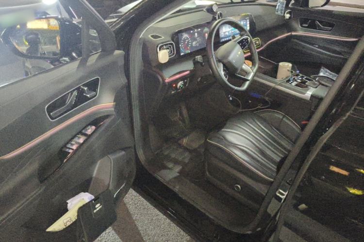 Used Chery Tiggo 9 2023 2.0T Dual-Clutch Two-Wheel Drive Luxury Edition 5 Seats Driver Seat