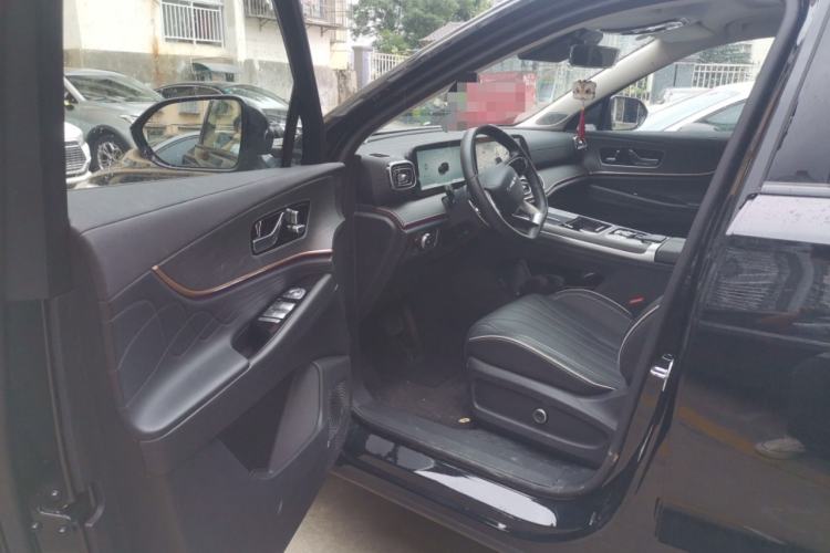 Used Chery Tiggo 9 2023 2.0T Dual-Clutch Two-Wheel Drive Luxury Edition 5 Seats Driver Seat