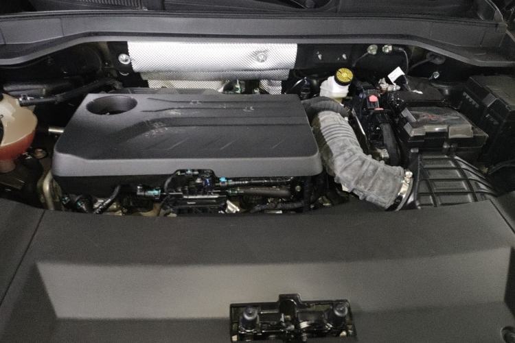 Used Chery Tiggo 9 2023 2.0T Dual-Clutch Two-Wheel Drive Leading Edition 5 Seats Engine Bay