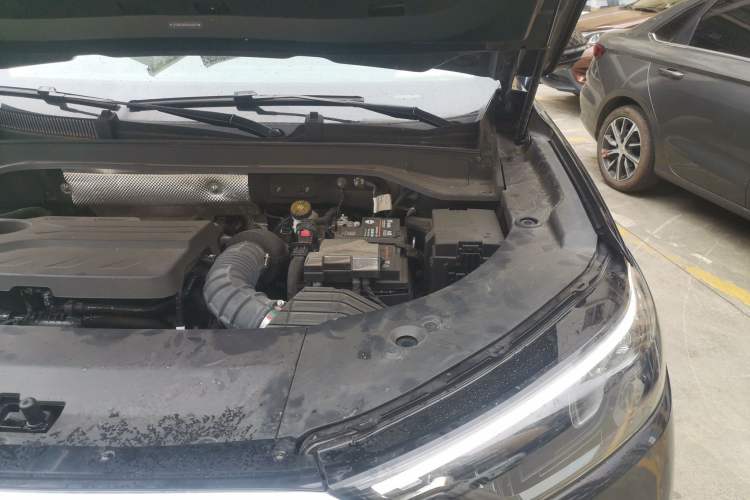 Used Chery Tiggo 9 2023 2.0T Dual-Clutch Two-Wheel Drive Luxury Edition 5 Seats Engine Bay Left