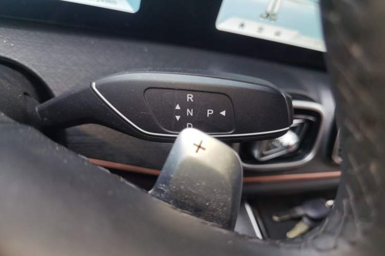 Used Chery Tiggo 9 2023 2.0T Dual-Clutch Two-Wheel Drive Luxury Edition 5 Seats Gear Lever
