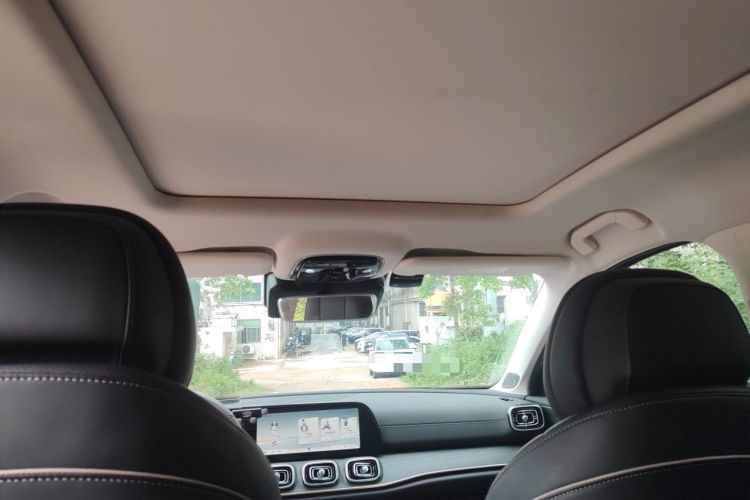 Used Chery Tiggo 9 2023 2.0T Dual-Clutch Two-Wheel Drive Prestige Version 5 Seats Headliner